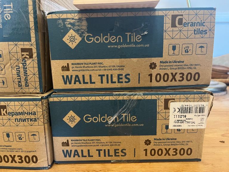 NEW matt white 100 x 300 cm tiles