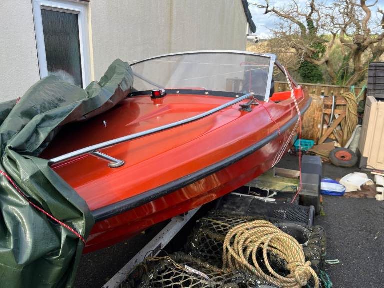 14 ft Fletcher speedboat 
