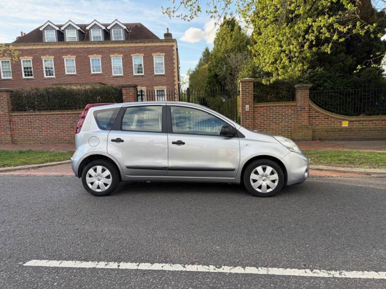 NISSAN NOTE 1.6 AUTOMATIC 2009 MOT 16-4-2027 DRIVES GREAT NO FAULTS! ALL REASONABLE OFFERS WELCOME!