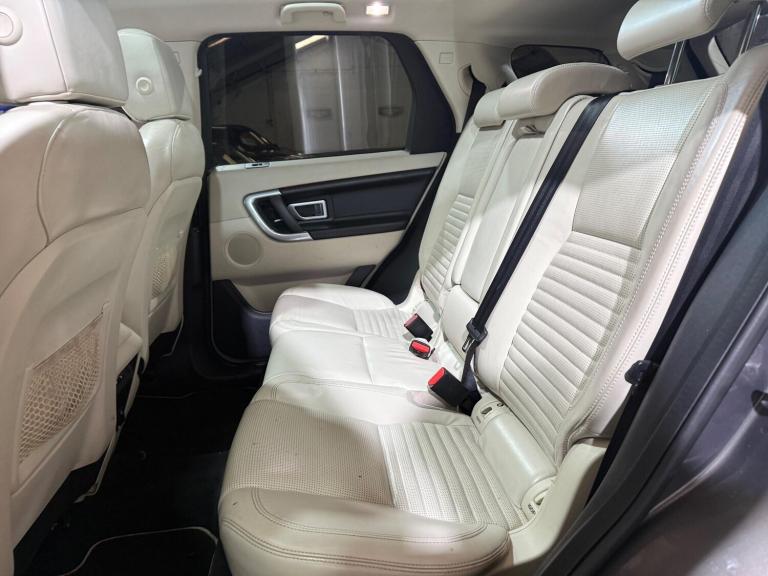 2017 Land Rover Discovery Sport 2.0 TD4 HSE Luxury Auto 4WD Euro 6 (s/s) 5dr ESTATE Diesel Automatic