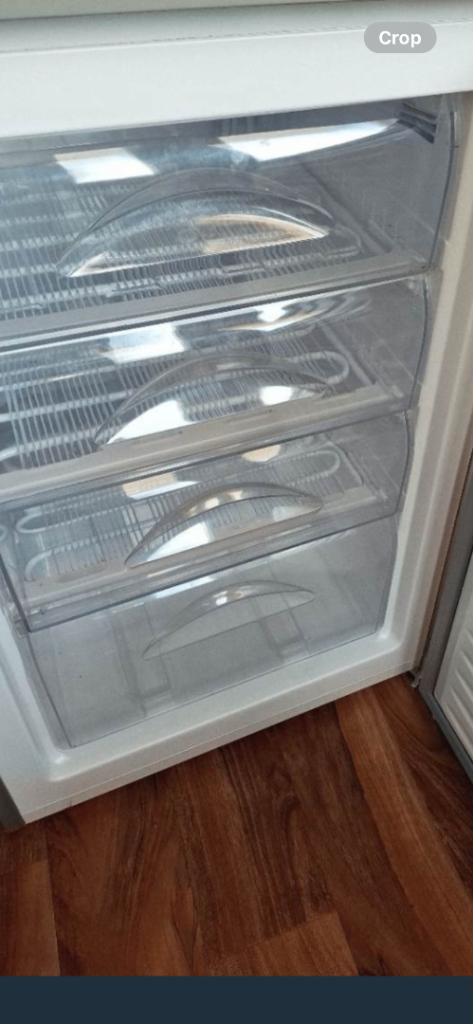 freezer works as new / delivery possible 