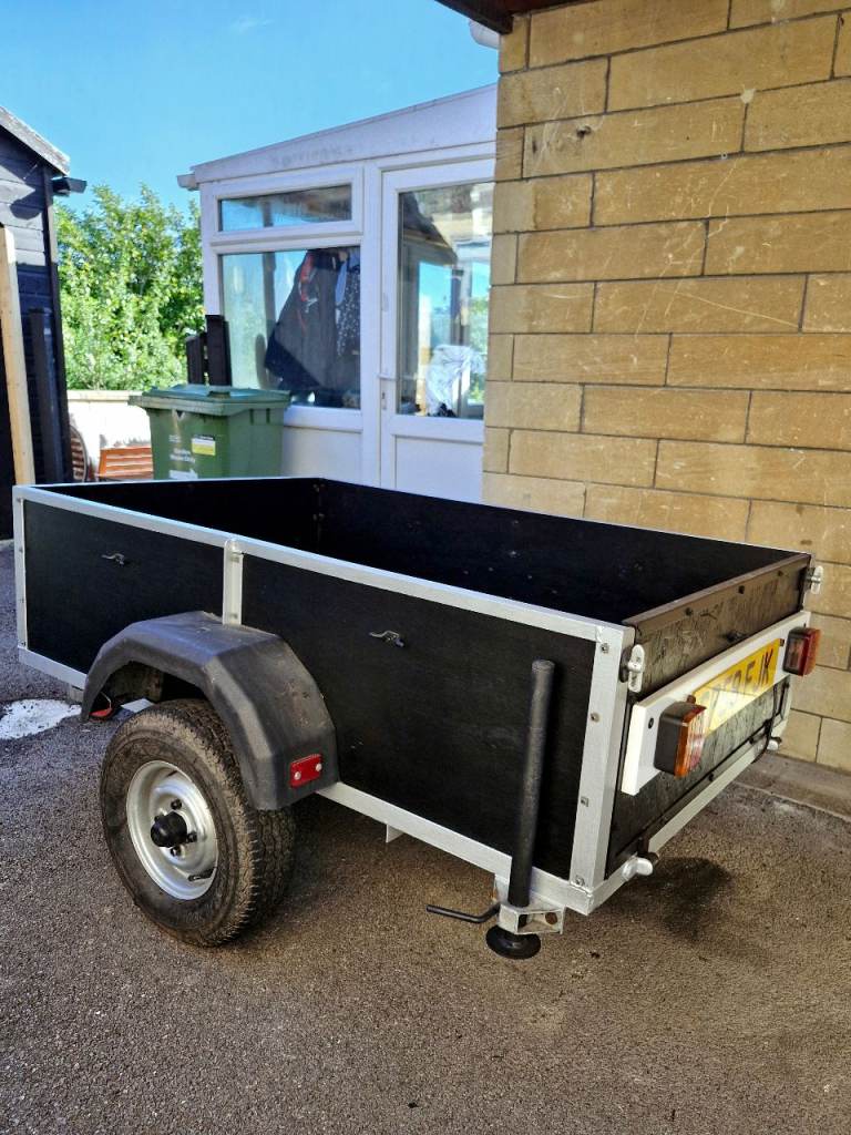 Car trailer 5.5ft