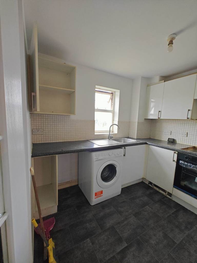 BEAUTIFUL 2 BEDROOM APPARTMENT FOR RENT IN HOUNSLOW