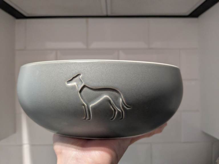 Brand New Hunter Lund Ceramic Grey anti-slip 8" 1.5L feeding bowl dog cat heavy