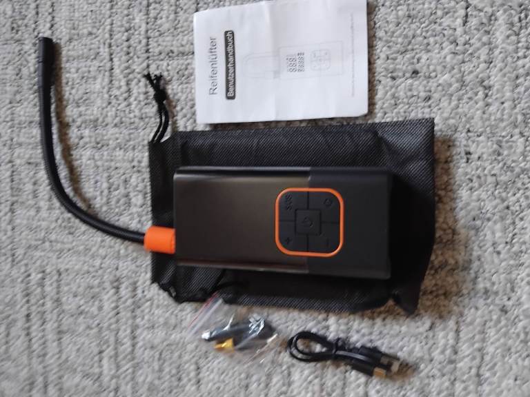 Cordless electric tyre inflator 