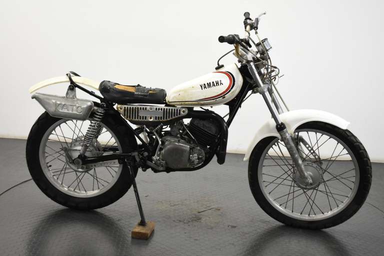 YAMAHA TY 175 1983 2-STROKE TRIALS BIKE JAP IMPORT *RUNS AND RIDES*