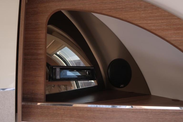 2020 BAILEY Unicorn Black Edition Cabrera 