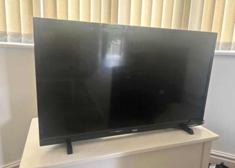 Phillips 32” TV