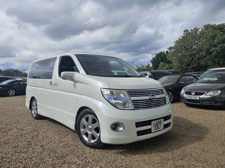 2009 NISSAN ELGRAND HIGHWAY STAR 3.5 V6 AUTOMATIC 8 SEATER ULEZ COMPLIANT