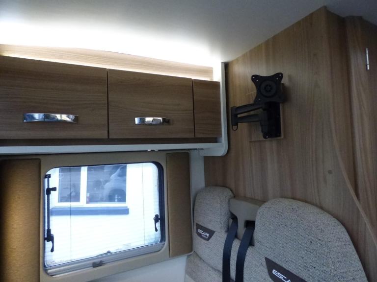 Swift Escape Compact C404 Motorhome DIESEL MANUAL 2021/71