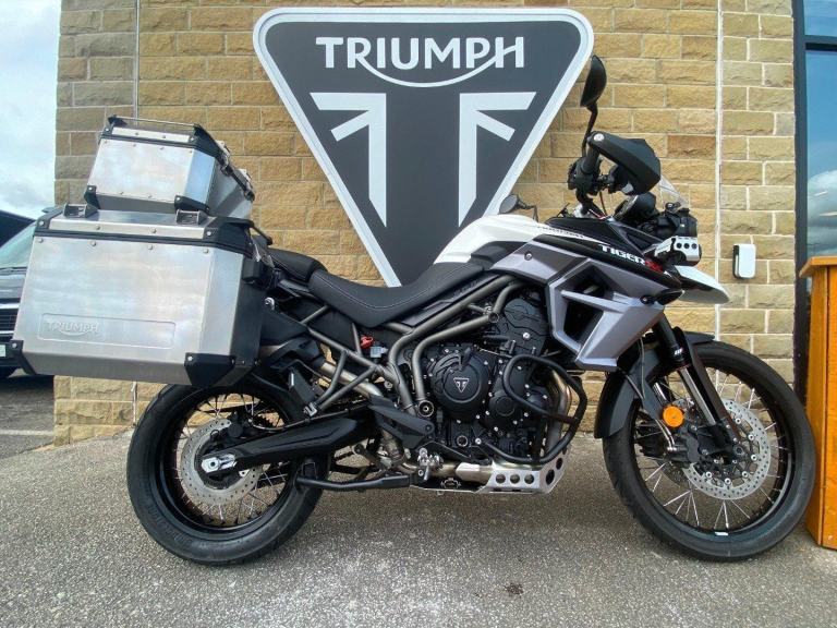 2017 TRIUMPH TIGER 800 XCA Top spec model Full luggage