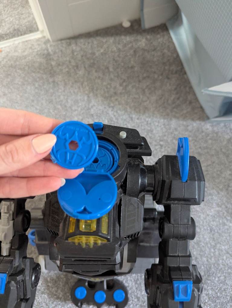 Fisher-Price Imaginext DC Batbot – Transforming Robot with Remote