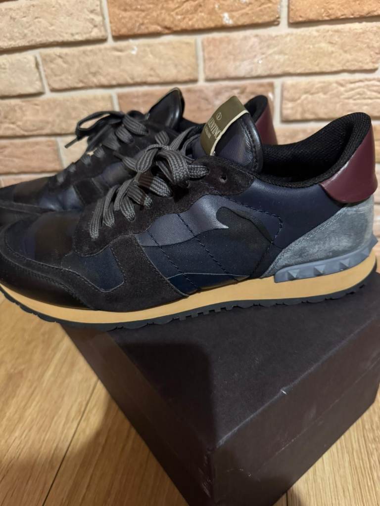 Valentino rockrunner trainers size 9