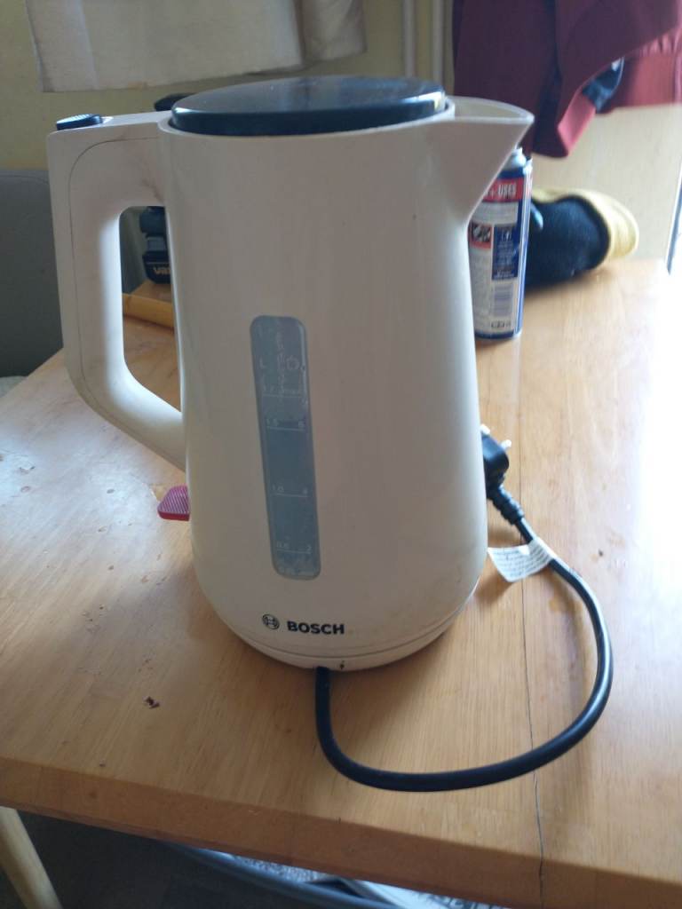 Bosch Electric Kettle - White, Good Condition