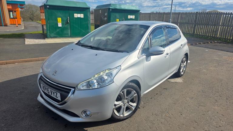 2015 Peugeot 208 1.6 e-HDi Allure 5dr HATCHBACK Diesel Manual