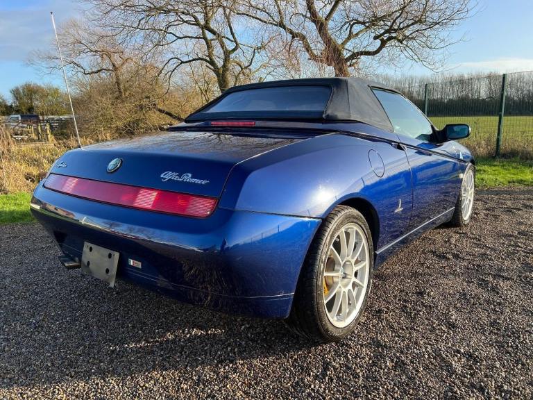 ALFA ROMEO SPIDER RARE 3.0 V6 24V 6 SPEED CONVERTIBLE SPIDER * FULL LEATHER *