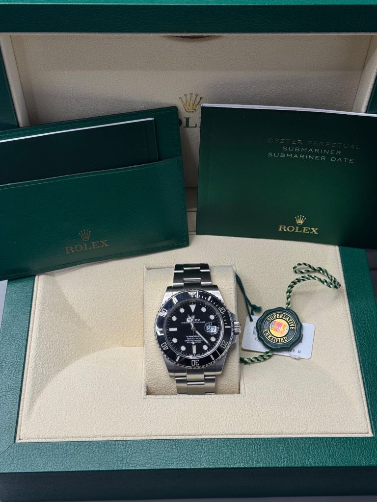 Rolex submariner date, black dial 2023
