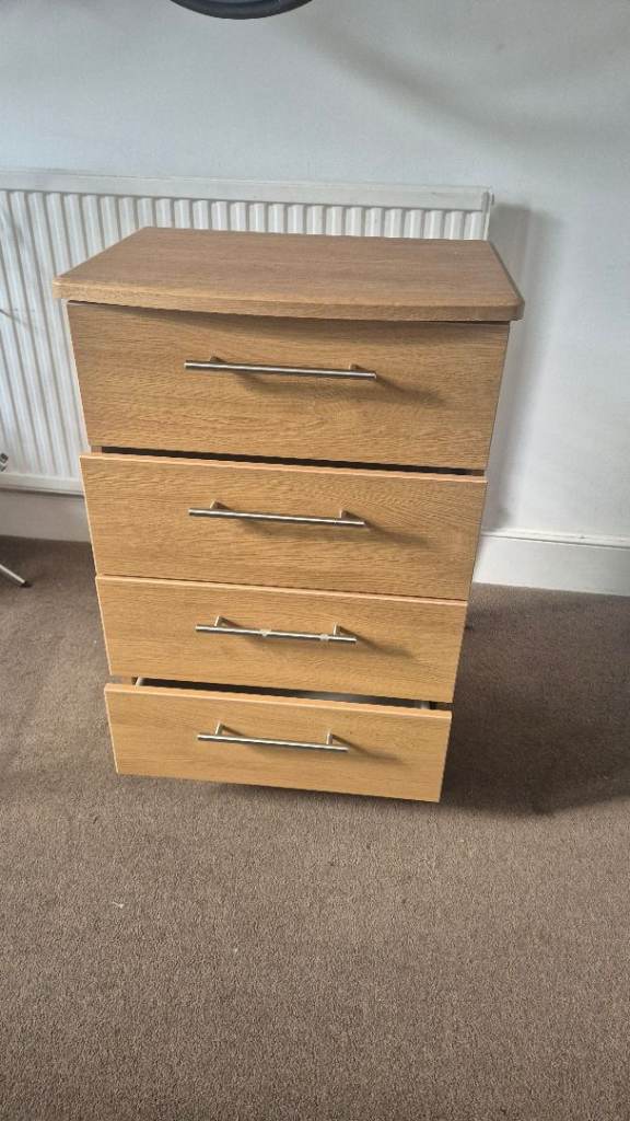 Wooden Chest of 4 Drawers – Good Condition