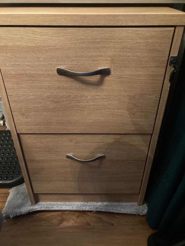 Office drawers / filing cabinet RRP £200