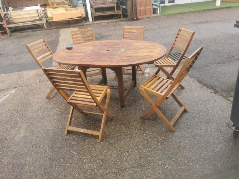 Wooden Garden Dining Table and Chairs Set – Good Condition