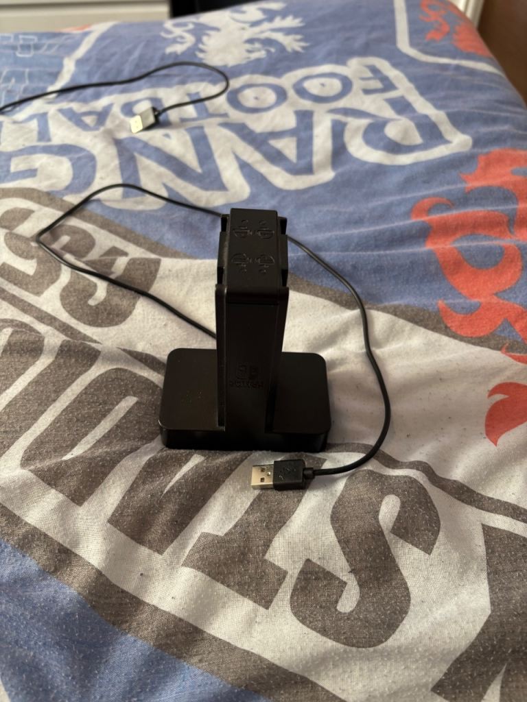 Nintendo switch joy-con charging stand 