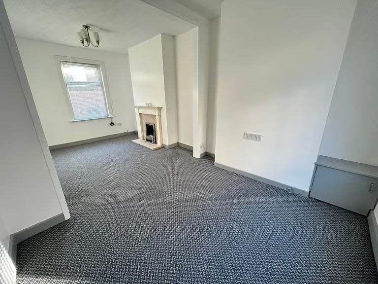 2 Bed house Liverpool