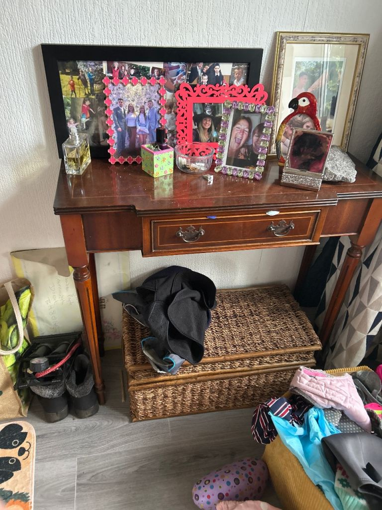 Wooden Console Table with Drawer – Good Condition