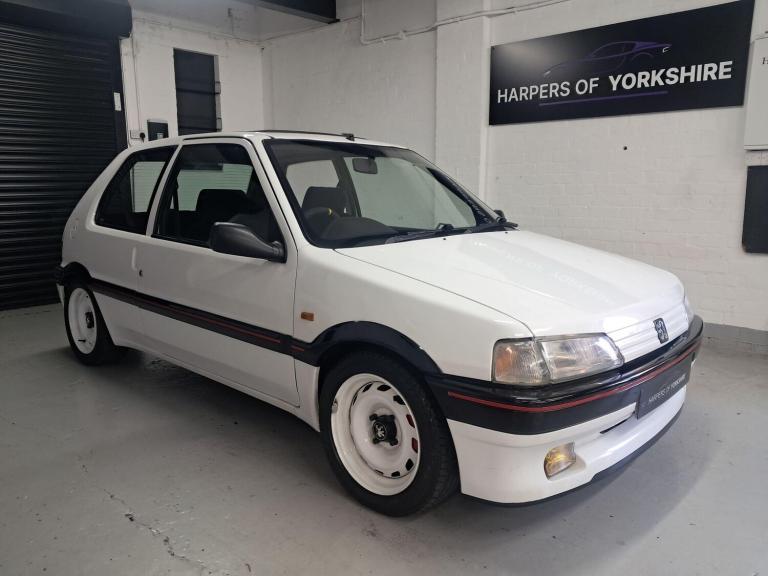 1993 Peugeot 106 1.6 XSi Hatchback 3dr Petrol Manual (105 bhp) Petrol