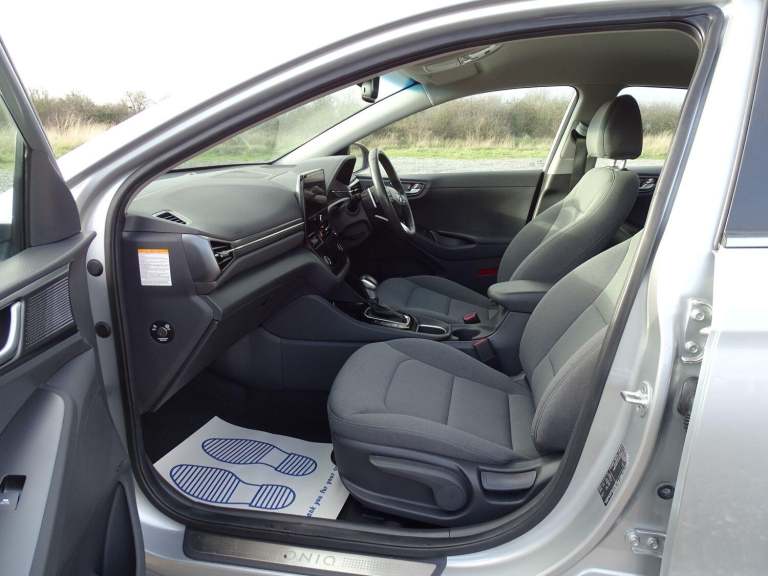 2022 Hyundai IONIQ 1.6 h-GDi Premium DCT Euro 6 (s/s) 5dr HATCHBACK Petrol/Electric Hybrid Automatic