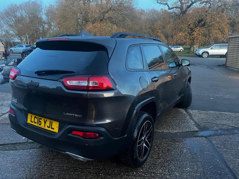 2016 Jeep Cherokee 2.2 Multijet 200 Limited Active Drive II 5dr Auto ESTATE DIESEL Automatic