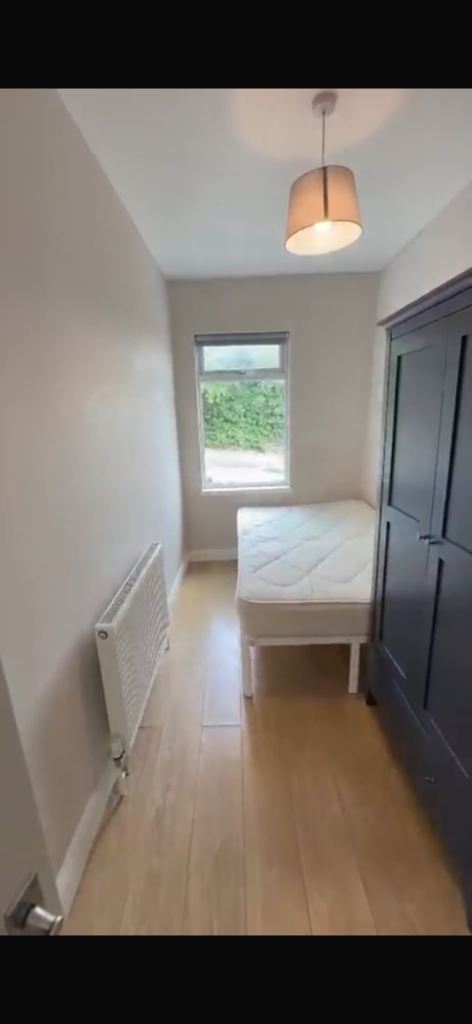 Spacious Three Bedroom Apartment-N4