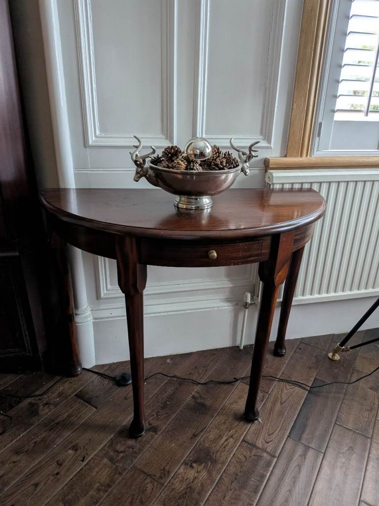 Half Crescent Console Table £20