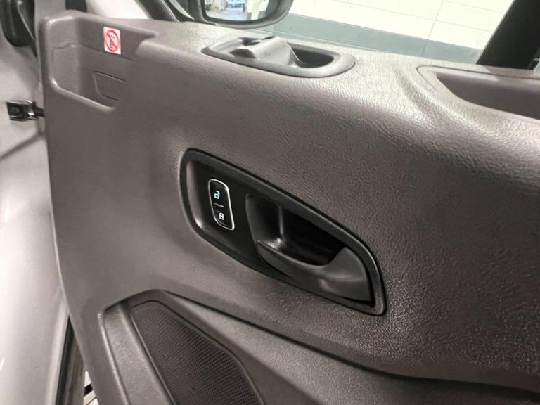 2024 Ford Transit 2.0 EcoBlue 170ps H3 18 Seater Trend Auto MINIBUS DIESEL Automatic