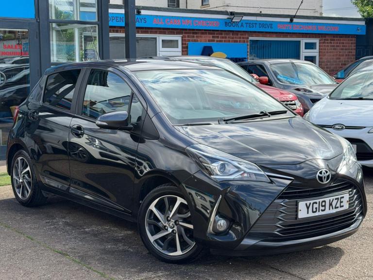 2019 Toyota Yaris 1.5 VVT-i Y20 Hatchback 5dr Petrol Manual Euro 6 (111 ps) HATCHBACK Petrol Manual