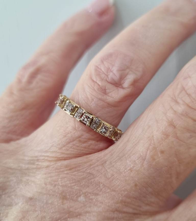 Gold 9ct Diamond half hoop ring. 0.50ct 