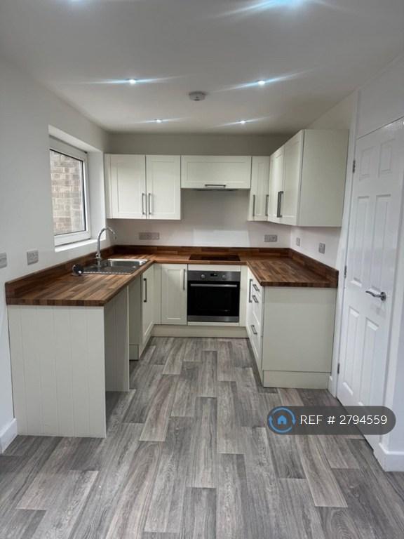 4 bedroom house in Nansen Walk, Corby, NN18 (4 bed) (#2794559)