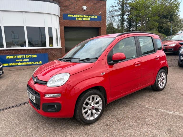  Fiat Panda 1.2 Lounge 5dr LOW MILEAGE, CLEAR MOT UNTIL MAY 2027 Petrol