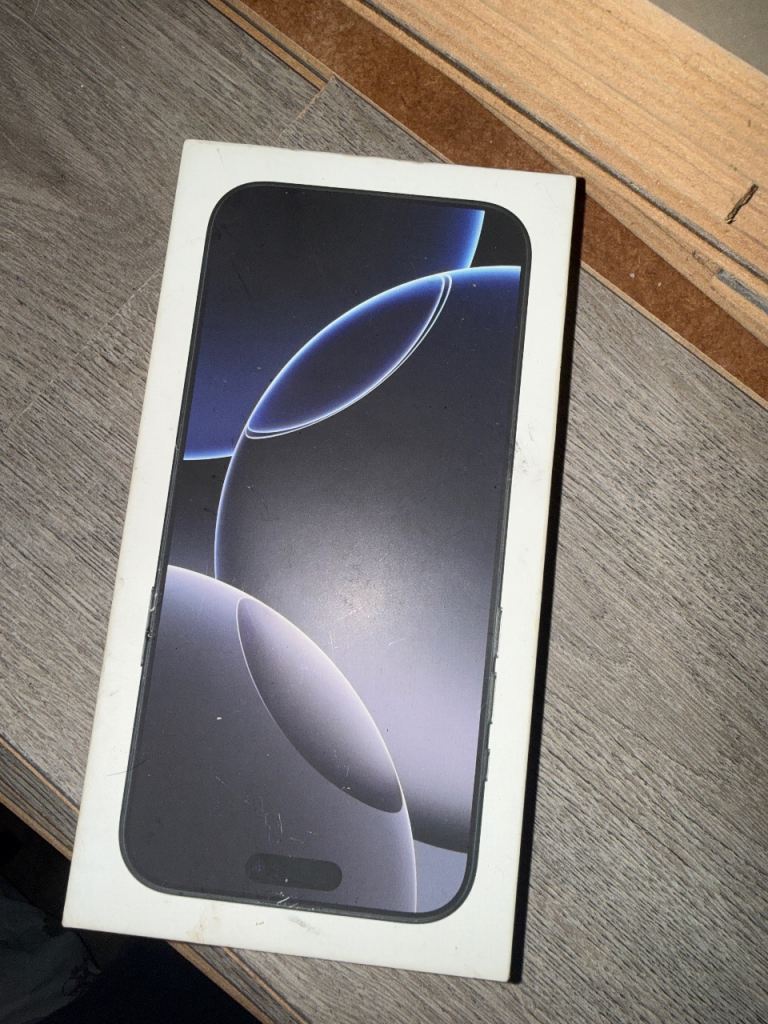 iPhone 16 pro max 