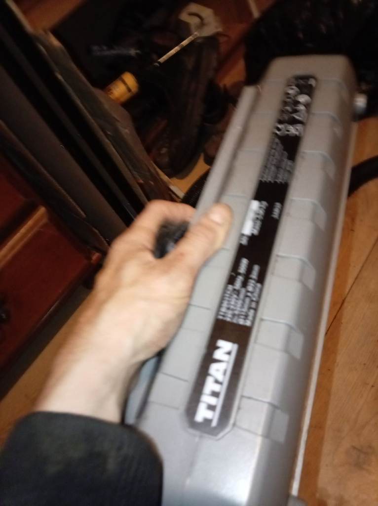 Titan electric tile cutter new never used