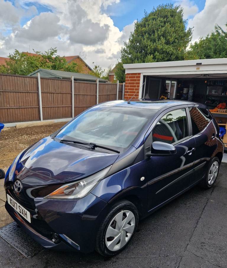 Toyota, AYGO, 2017, Manual, 998 (cc), 5 doors