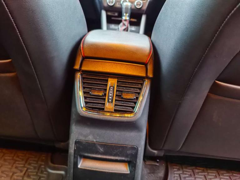 2015 Skoda Octavia 2.0 Octavia vRS TDI 4x4 Semi-Auto 4WD 5dr Hatchback Diesel Automatic