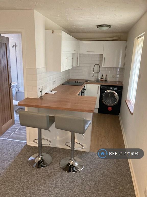 1 bedroom flat in Burgoyne Court, Potton, Sandy, SG19 (1 bed) (#2711994)