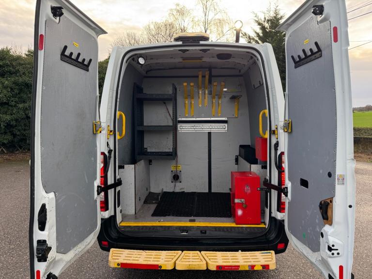 2018 Vauxhall Movano 2.3 CDTI H2 Van 130ps MWB CREW VAN AIR CON UTILITY SPEC PANEL VAN Diesel Manual