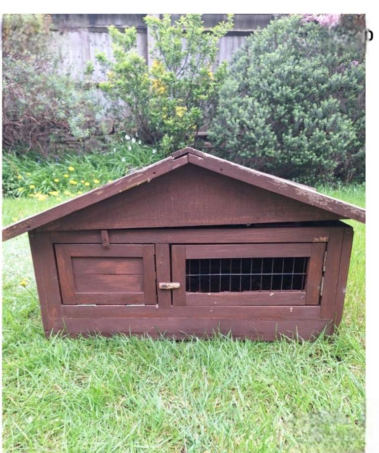 Small animal house and pen