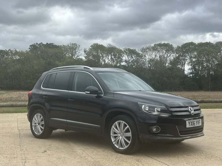 2016 Volkswagen Tiguan 2.0 TDI BlueMotion Tech Match Edition SUV Diesel Manual