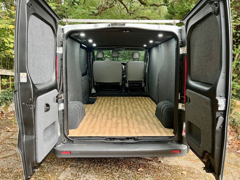 Vauxhall, VIVARO, Panel Van, 2011, Manual, 1995 (cc)