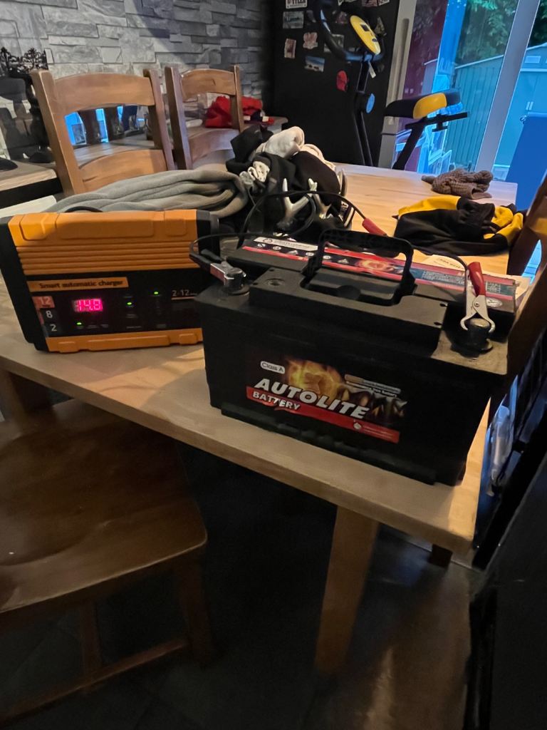 Car battery fully charged fully working can deliver 