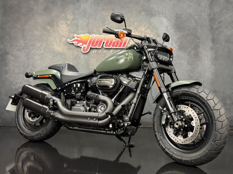 2017 Harley-Davidson Softail 1868 FXFBS Fat Bob 114 Custom Cruiser Petrol Manual Euro 4 (93 ps) P...