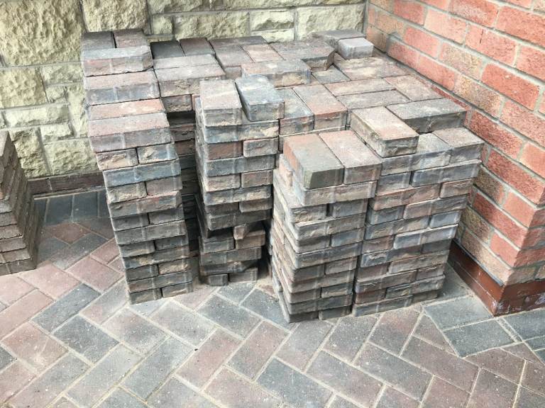 *FREE* Marshalls brindle block paving - USED