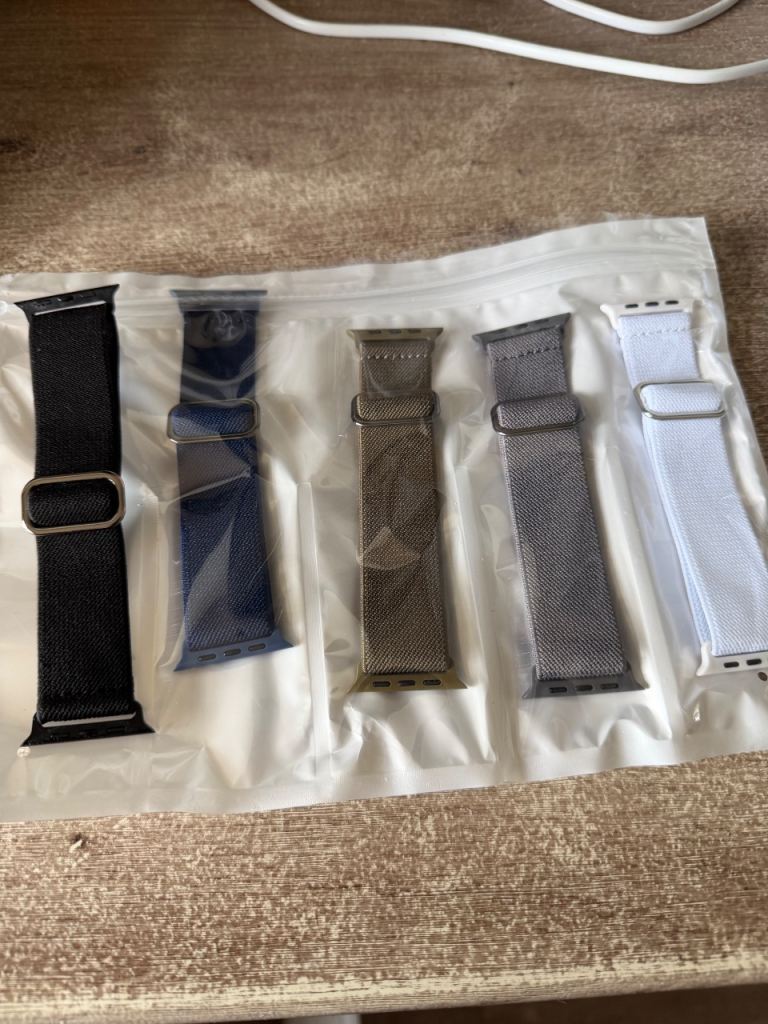 Apple Watch with Box and Extra Straps – As Good As New